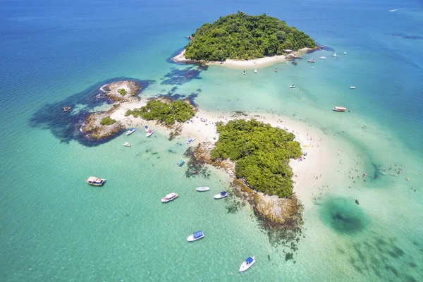 Luchtfoto van Cataguases eiland in Angra dos Reis, Rio de Janeiro, Brazilië — Stockfoto