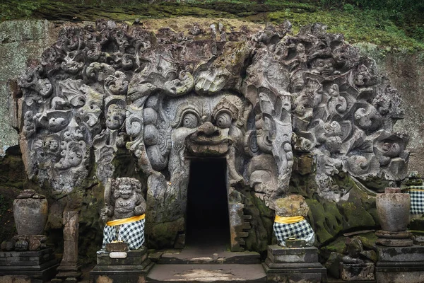Goa Gajah Elephant Cave Ubud Bali Indonesië Stockafbeelding