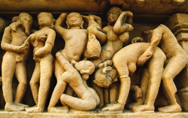 erotik oymalar khajuraho Tapınağı, madhya pradesh, Hindistan