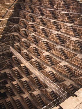 Ünlü Chand Baori Stepwell Abhaneri, Rajasthan, Hindistan 'da.