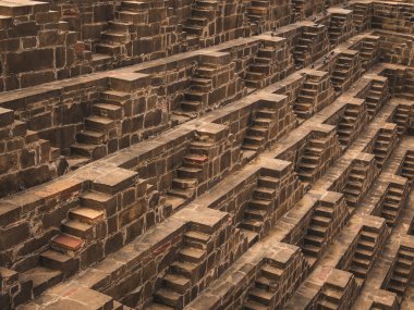 Ünlü Chand Baori Stepwell Abhaneri, Rajasthan, Hindistan 'da.