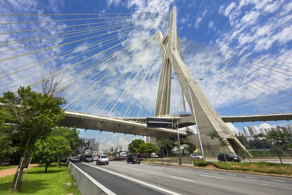 Ponte Octávio Frias de Oliveira em São Paulo, Brasil — Fotografia de Stock