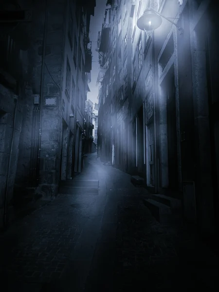 Foggy narrow street — Stock Photo, Image