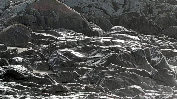 海滨闪烁着岩石的全景 葡萄牙北部海岸 — 图库照片