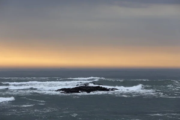 Paisaje Marino Colorido Finales Del Invierno Costa Rocosa Del Norte — Foto de Stock