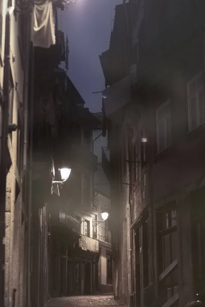 Foggy Narrow Old Street Oporto Dawn — Stock Photo, Image