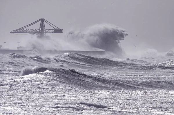 Leixoes Harbor North Wall Heavy Storm Toned Blue — Stock Photo, Image