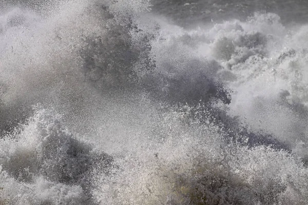 Grande Onda Tempestuosa Splash Closeup — Fotografia de Stock