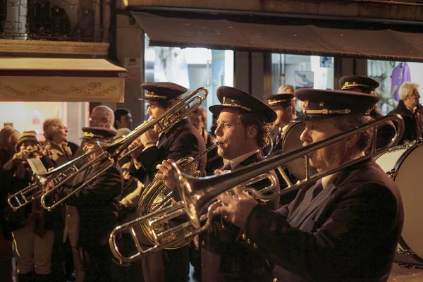 Braga Portugal Avril 2010 Brass Band Jouant Pendant Procession Religieuse — Photo