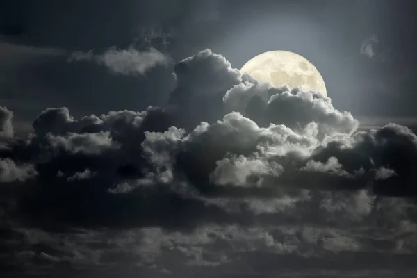 Panorama Nuageux Nuit Pleine Lune — Photo