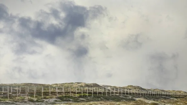 Дорога Багатьма Кілометрами Вздовж Морських Дюн Північної Португалії Запобігає Руйнуванню — стокове фото