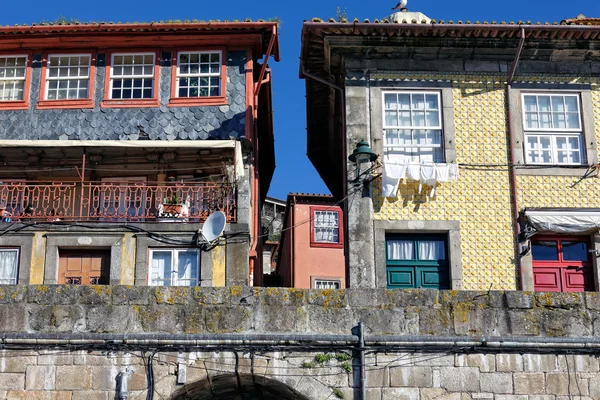 Tradiční staré domy z Porto Ribeira — Stock fotografie