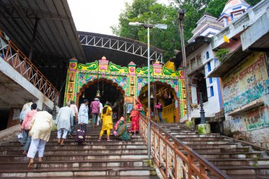 CHHATARPur, MADHYA PRADESH, Hindistan - 20 AĞUSTOS 2021: Jatashankar dham tapınağının güzel manzarası.