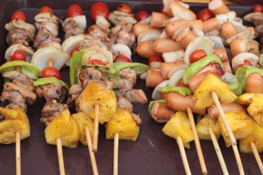 Bar-BQ veya barbekü ızgara et.