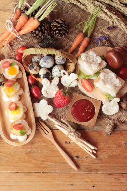 Bıldırcın yumurtası lezzetli sandviç ekmeği.