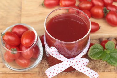 taze domates domates suyu.