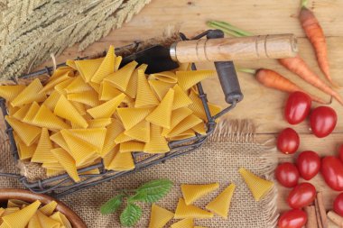 mısır cipsi ham, lezzetli yemek pişirmek için.