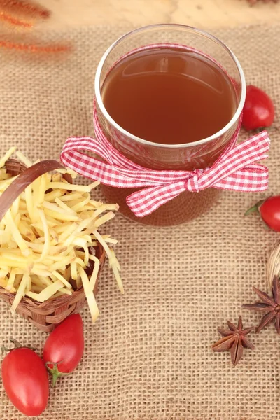 Ginger tea and fresh ginger — Stock Photo, Image