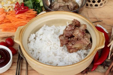 Bibimbap Kore yemeği lezzetli yapma