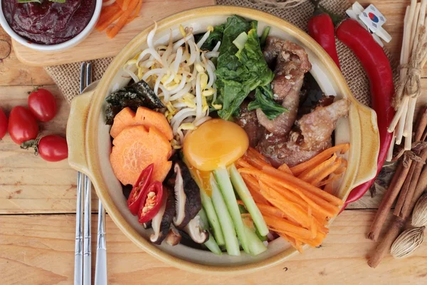 Bibimbap comida coreana es delicioso . —  Fotos de Stock