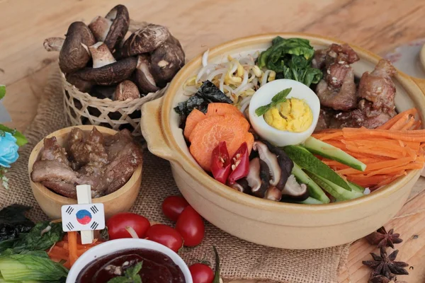 Bibimbap cibo coreano è delizioso . — Foto Stock