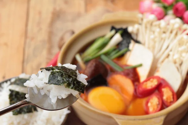 Faire soupe de tofu coréen délicieux — Photo