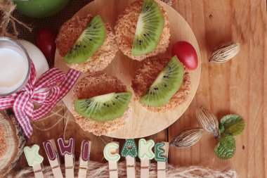 Taze sütlü kivi kek bir harika