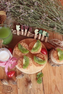 Taze sütlü kivi kek bir harika