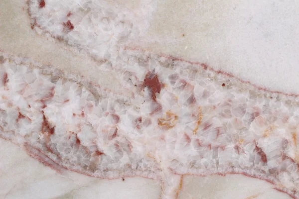 Gesalzenes, geräuchertes Fleisch mit Fettschichten. — Stockfoto