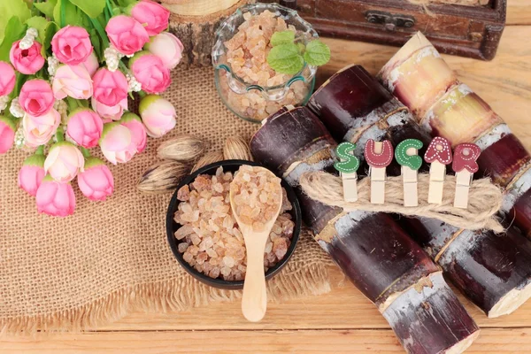 Şeker kamışı ve doğadan taze kamışı