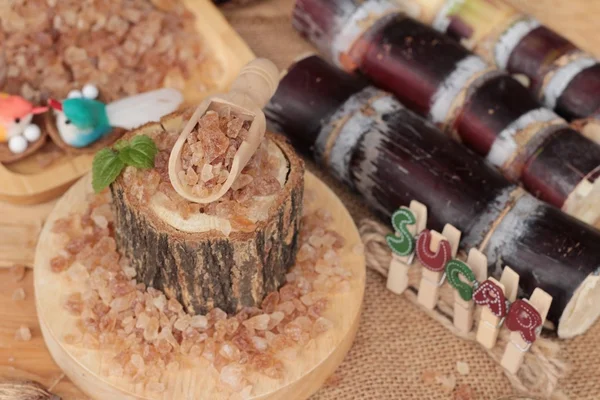 Şeker kamışı ve doğadan taze kamışı