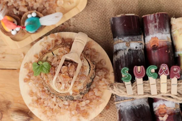 Şeker kamışı ve doğadan taze kamışı