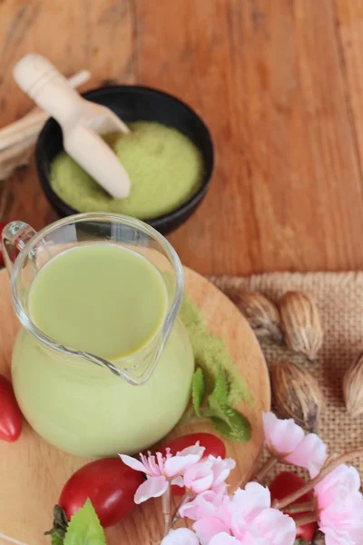 Matcha Groene thee en groene thee poeder — Stockfoto