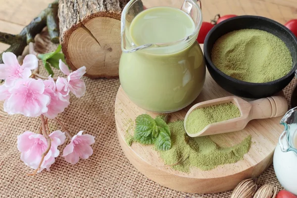 Matcha Groene thee en groene thee poeder — Stockfoto