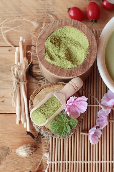 Japanse matcha groene thee en groene thee poeder — Stockfoto