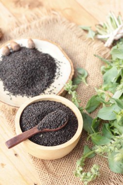 Fesleğen tohumu fiber içecek ve ham tohum için.