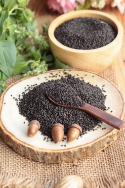 Fesleğen tohumu fiber içecek ve ham tohum için.