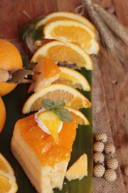 Portakal meyveler ile turuncu kek bir harika