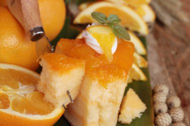 Portakal meyveler ile turuncu kek bir harika