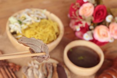 Duck Erişte ile sebze ve çorba lezzetli