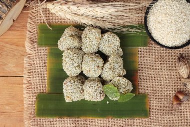 Tatlılar susam ve susam lezzetli