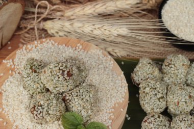 Tatlılar susam ve susam lezzetli