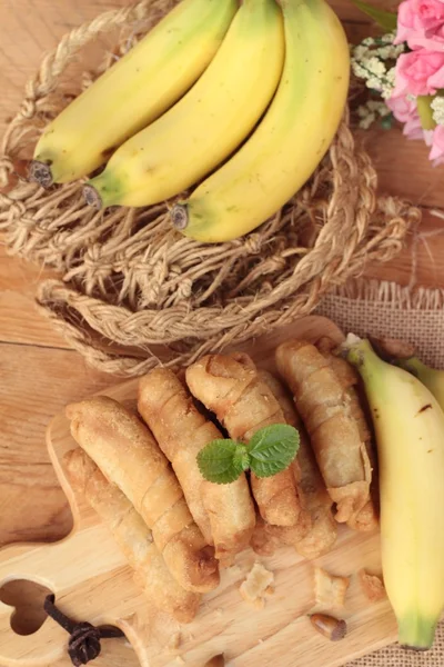 Smažený banán tradiční Indonésie, banán Molen. — Stock fotografie