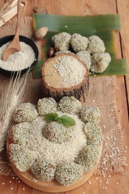 Tatlılar susam ve susam lezzetli