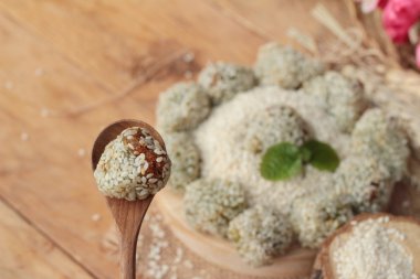 Tatlılar susam ve susam lezzetli