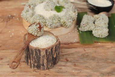 Tatlılar susam ve susam lezzetli