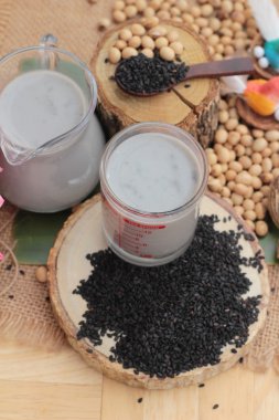 Soya Fasulye sütü karıştırın siyah susam lezzetli