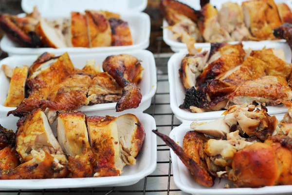 Ayam panggang di pasar — Stok Foto