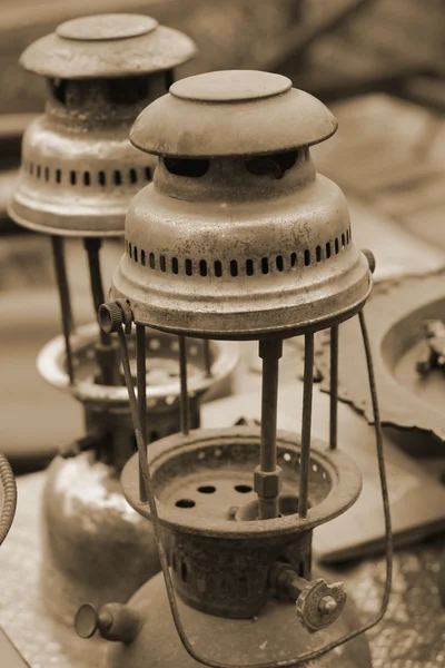 Un sacco di lampada a olio sporco vintage — Foto Stock