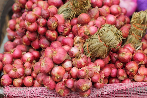 Shallot - asia red onion in the market — Stock Photo, Image